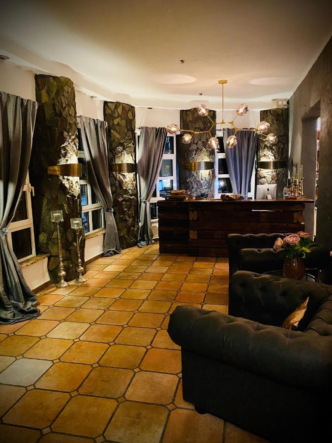 פולהיים Hotel Emsilo מראה חיצוני תמונה